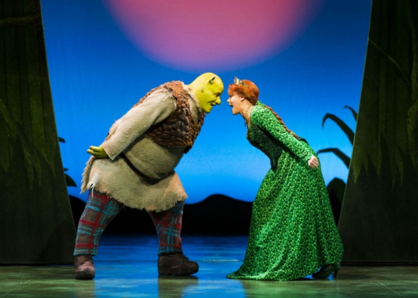 Photo Flash: First Look at Dean Chisnall, Faye Brookes and More in SHREK UK and Ireland Tour  Image