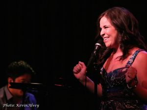 Lindsay Mendez @ BroadwayWorld Lindsay Mendez Photo