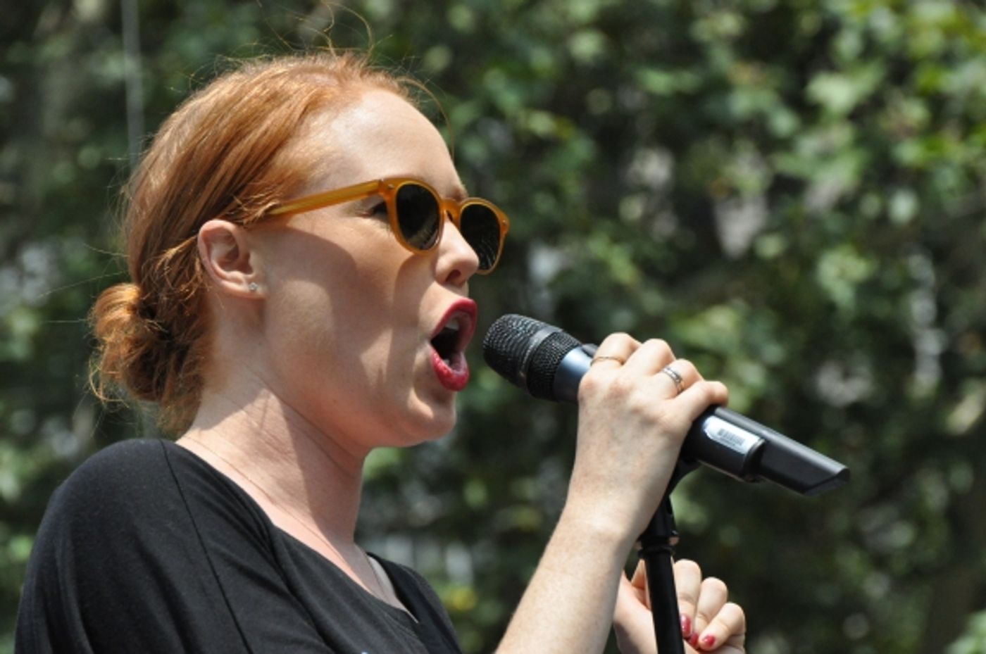 Photo Coverage: Casts of GENTLEMAN'S GUIDE, HEATHERS and More Visit Broadway in Bryant Park!  Image