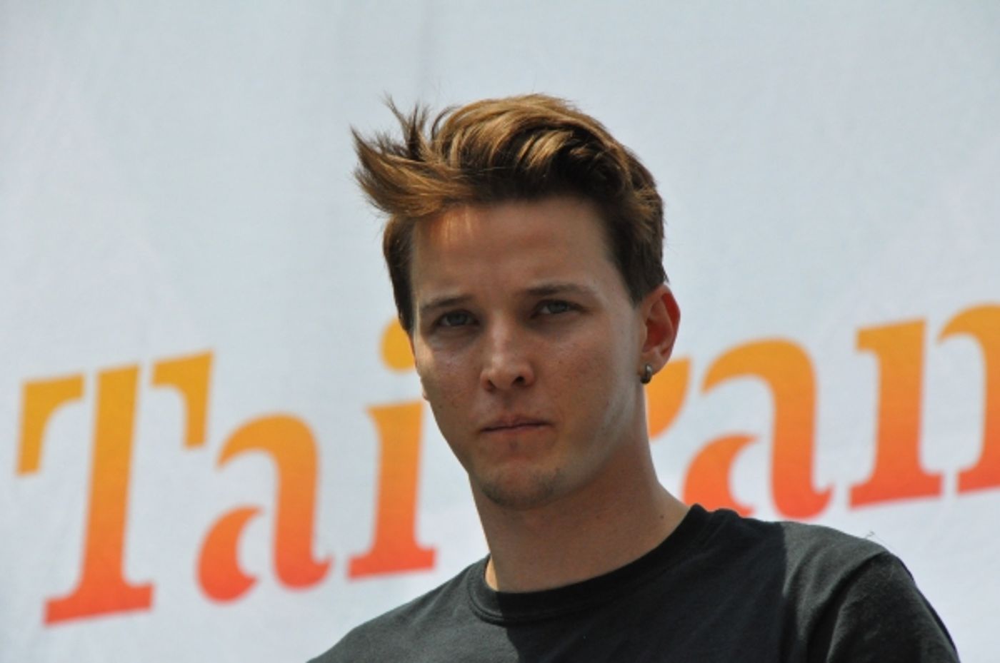 Photo Coverage: Casts of GENTLEMAN'S GUIDE, HEATHERS and More Visit Broadway in Bryant Park!  Image