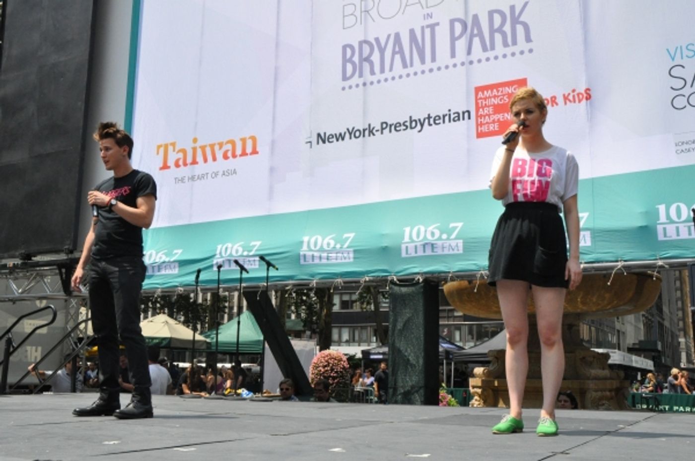 Photo Coverage: Casts of GENTLEMAN'S GUIDE, HEATHERS and More Visit Broadway in Bryant Park!  Image