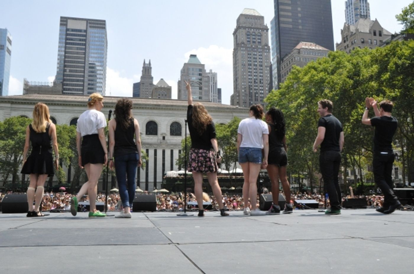 Photo Coverage: Casts of GENTLEMAN'S GUIDE, HEATHERS and More Visit Broadway in Bryant Park!  Image