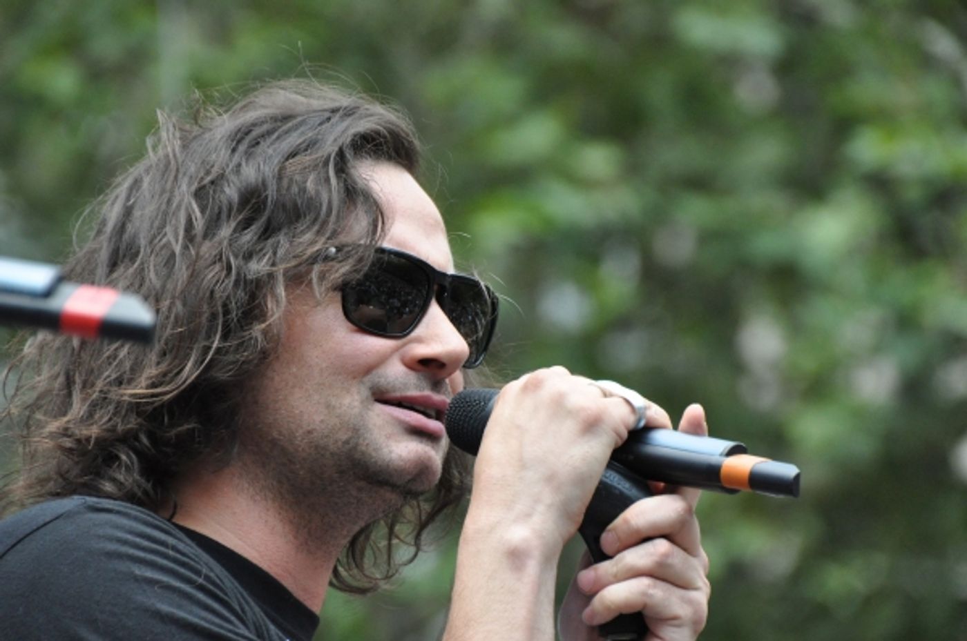 Photo Coverage: Casts of GENTLEMAN'S GUIDE, HEATHERS and More Visit Broadway in Bryant Park!  Image