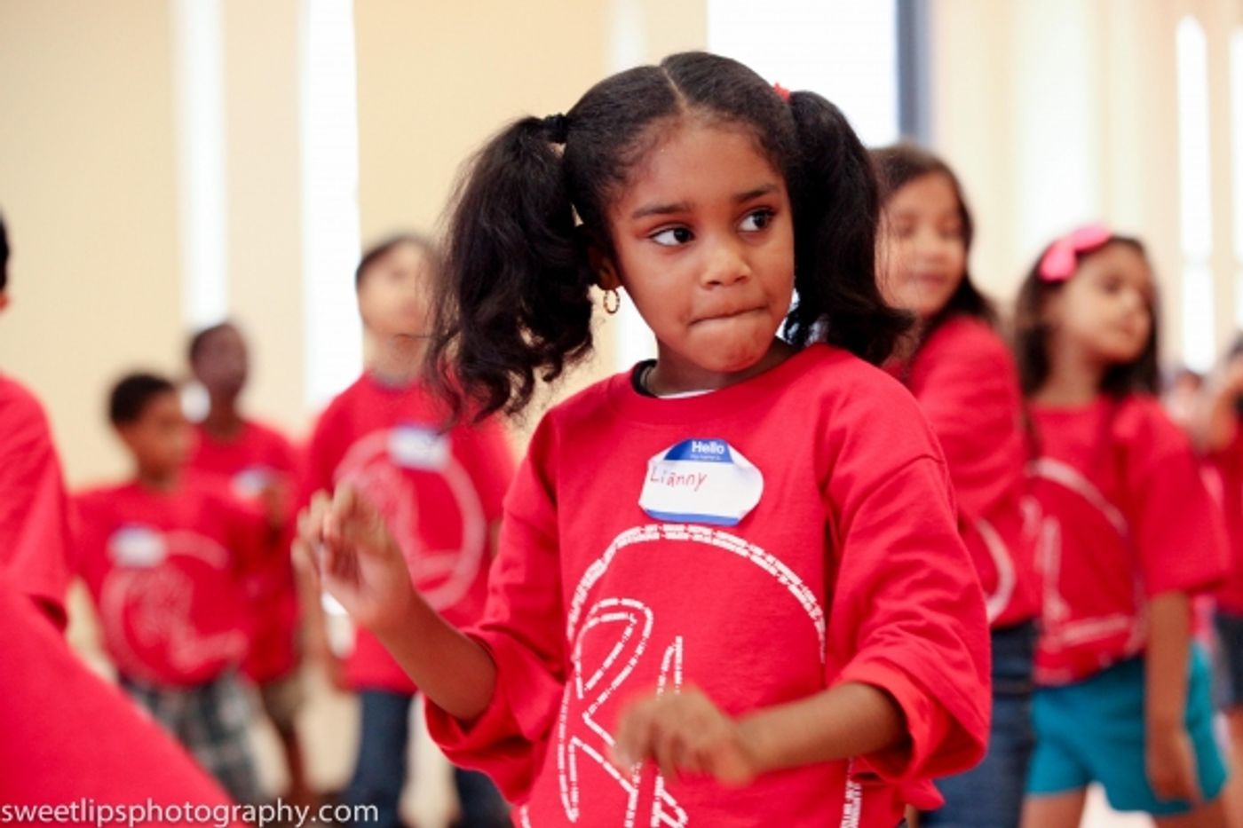 Photo Flash: Andy Karl, Bianca Marroquin and More Teach at R.Evolucion Latina's DARE TO GO BEYOND Camp  Image