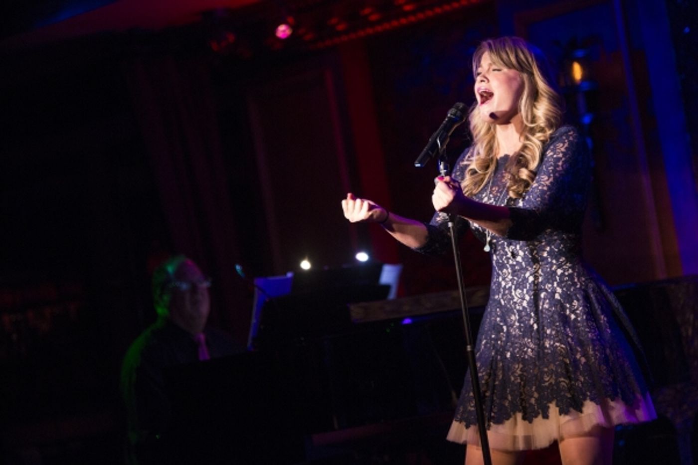 Photo Coverage: Stacie Bono Makes 54 Below Debut  Image