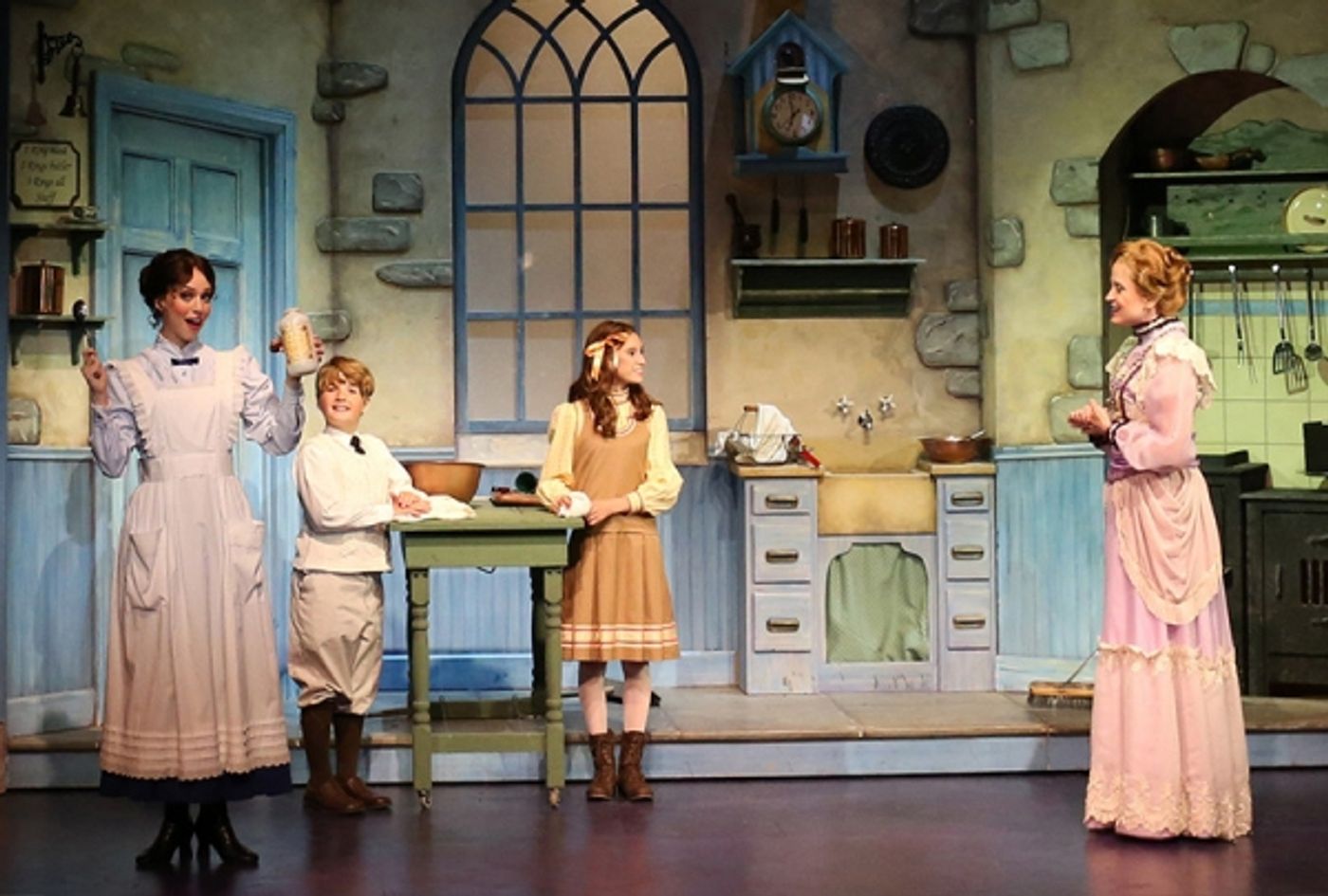 Photo Flash: First Look at Gail Bennett, Tony Mansker and More in Ogunquit's MARY POPPINS  Image