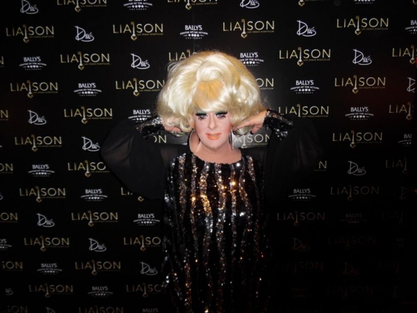 Photo Flash: Lady Bunny Kicks Off 'Library Thursdays' at Bally's Liaison Nightclub  Image