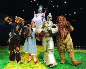 Tim Dolan (scarecrow), Devon Perry (Dorothy),  Michelle Dawson ( Glinda) Chris Kind ( Photo