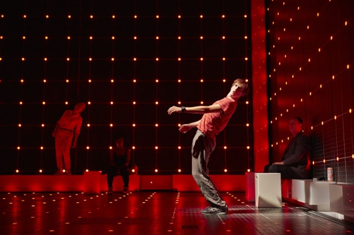 Photo Flash: Sneak Peek at THE CURIOUS INCIDENT OF THE DOG IN THE NIGHT-TIME, Coming to Broadway This Fall  Image