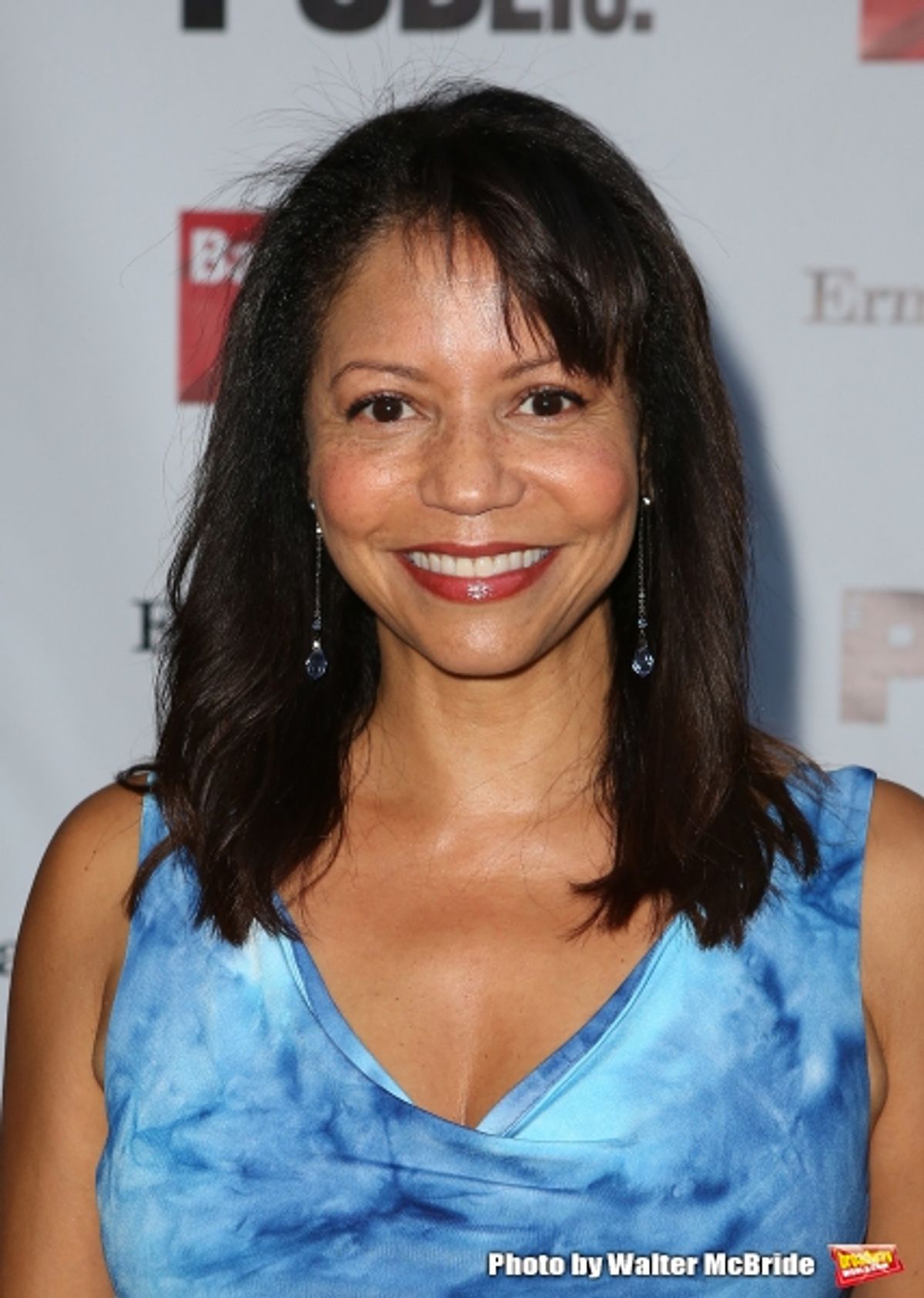 Gloria Reuben  at 