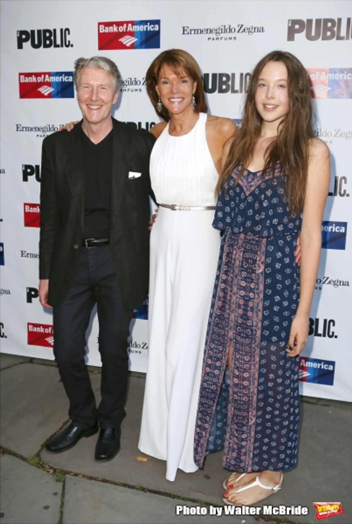 Byron Jennings, Carolyn McCormick, Ella Beatty  at 