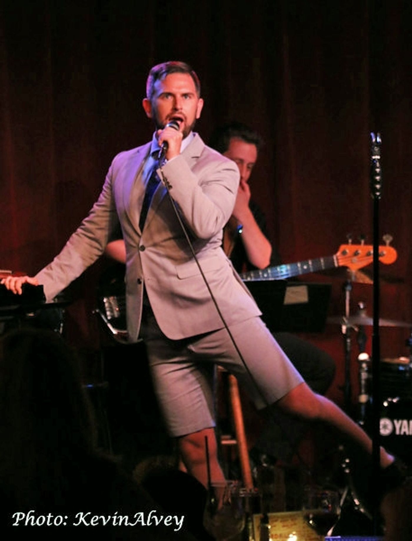 Photo Flash: Daniel Reichard Performs in Broadway at Birdland Series  Image