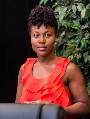 Cast member DeWanda Wise @ BroadwayWorld Cast member DeWanda Wise Photo