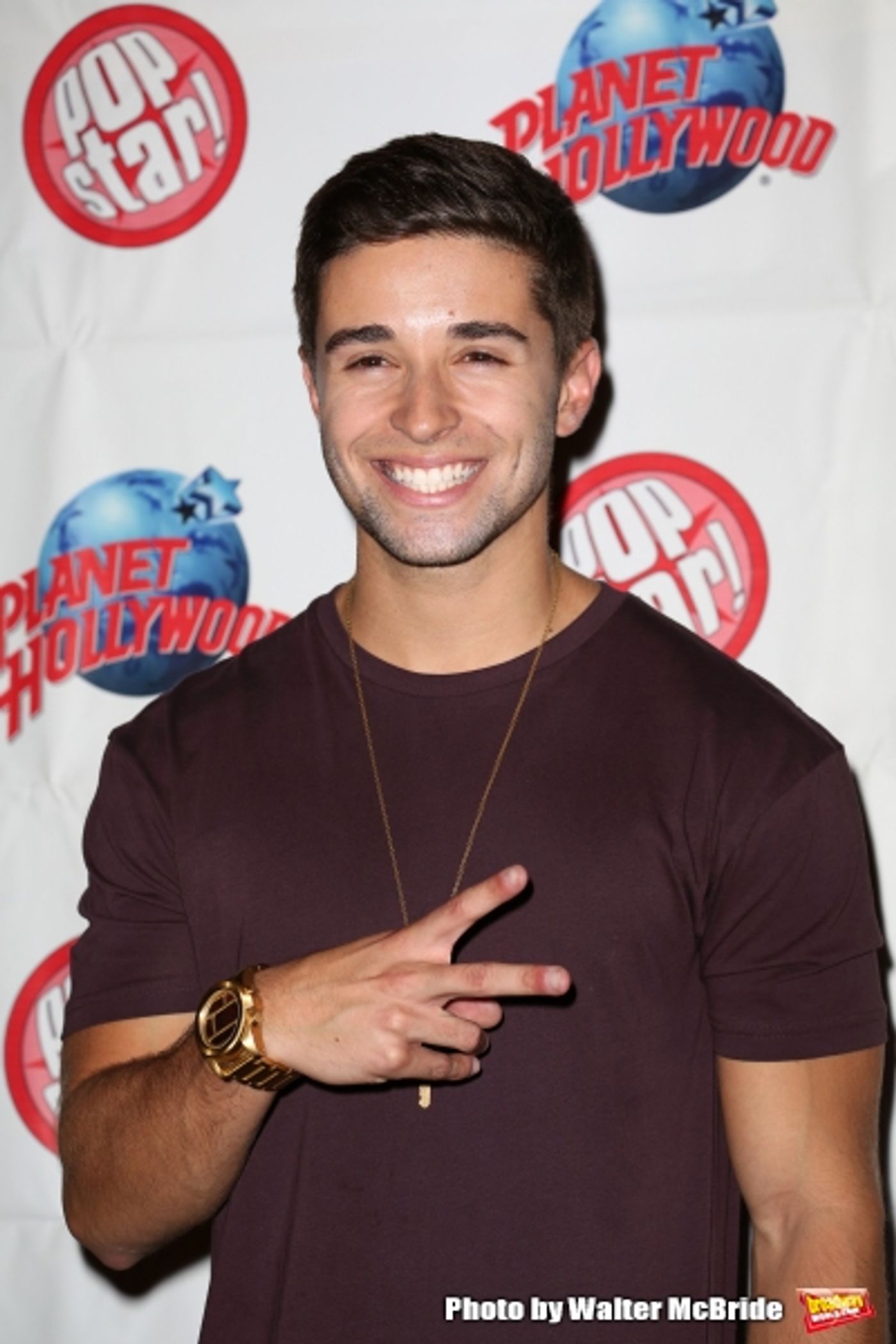 Photo Coverage: Inside Jake Miller's Handprinting Ceremony at Planet Hollywood  Image