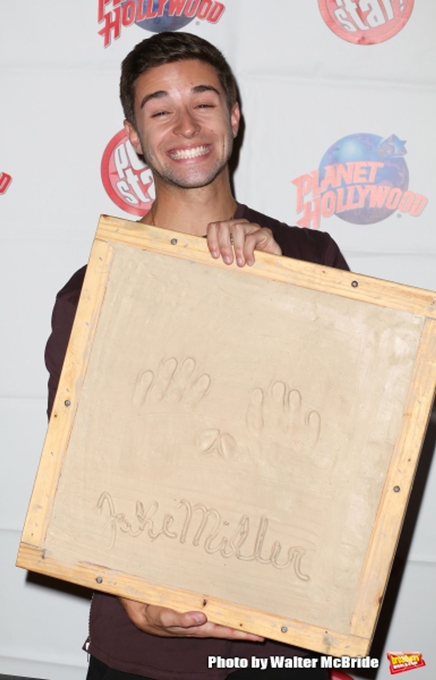 Photo Coverage: Inside Jake Miller's Handprinting Ceremony at Planet Hollywood  Image