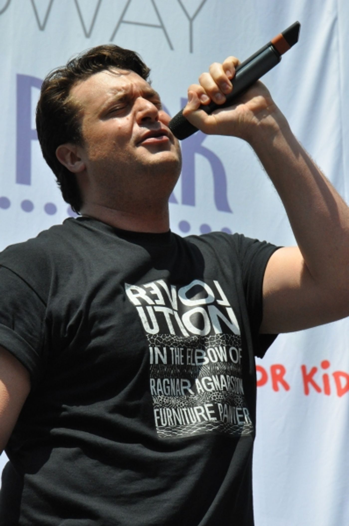 Photo Coverage: Casts of JERSEY BOYS, CABARET and More Visit BROADWAY IN BRYANT PARK! Image