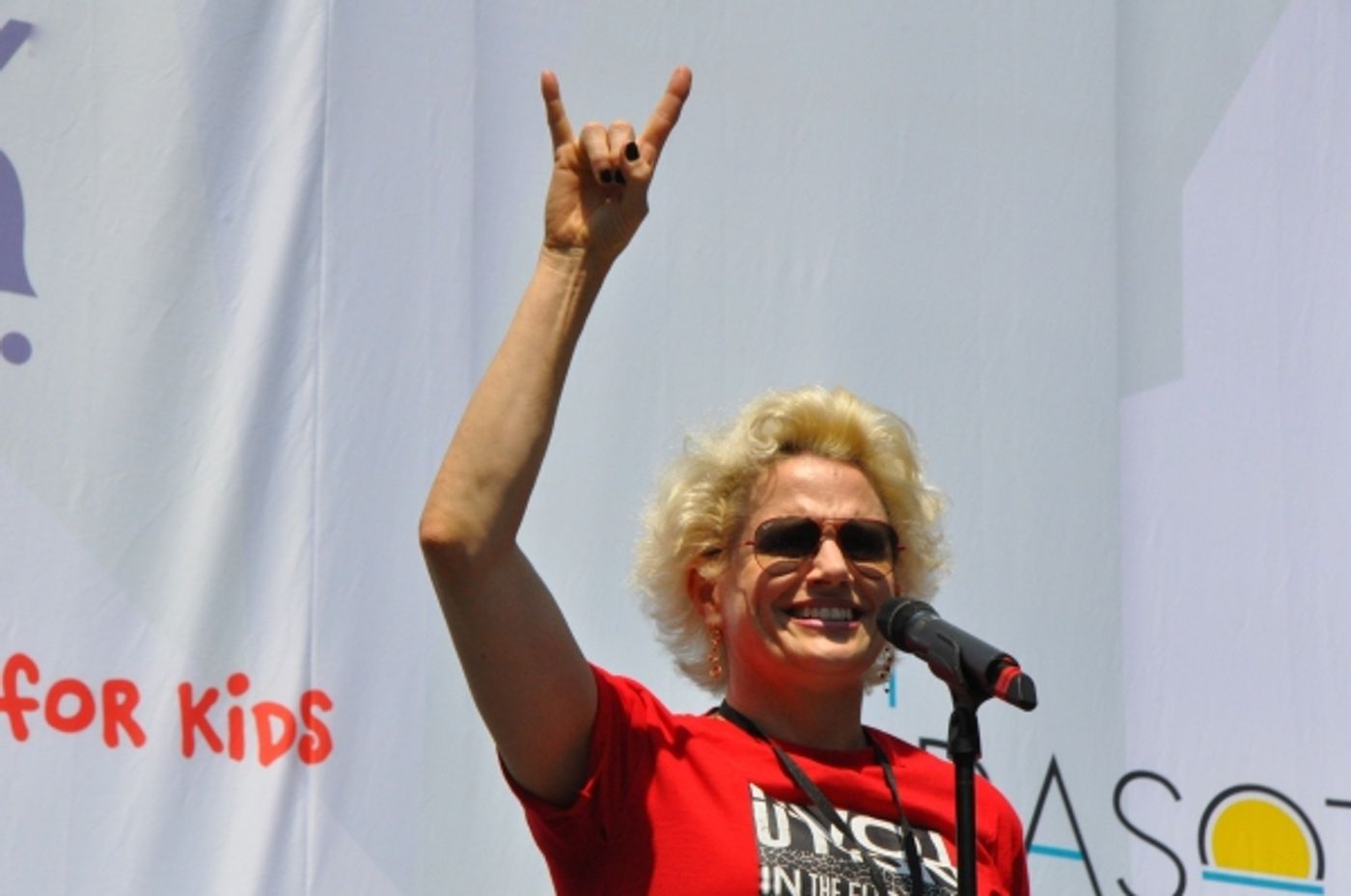 Photo Coverage: Casts of JERSEY BOYS, CABARET and More Visit BROADWAY IN BRYANT PARK! Image
