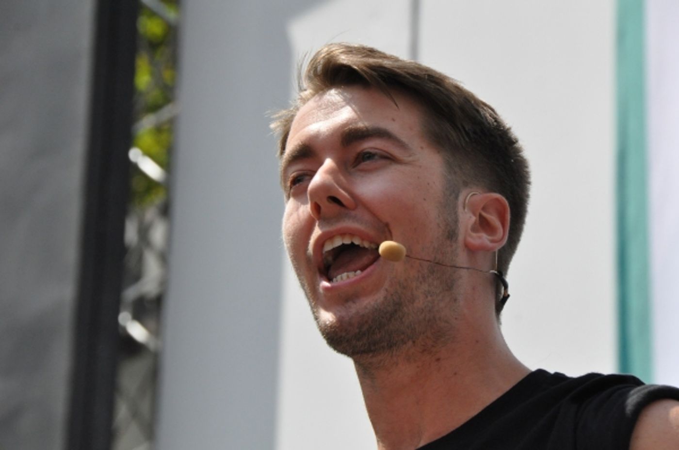 Photo Coverage: Casts of JERSEY BOYS, CABARET and More Visit BROADWAY IN BRYANT PARK! Image