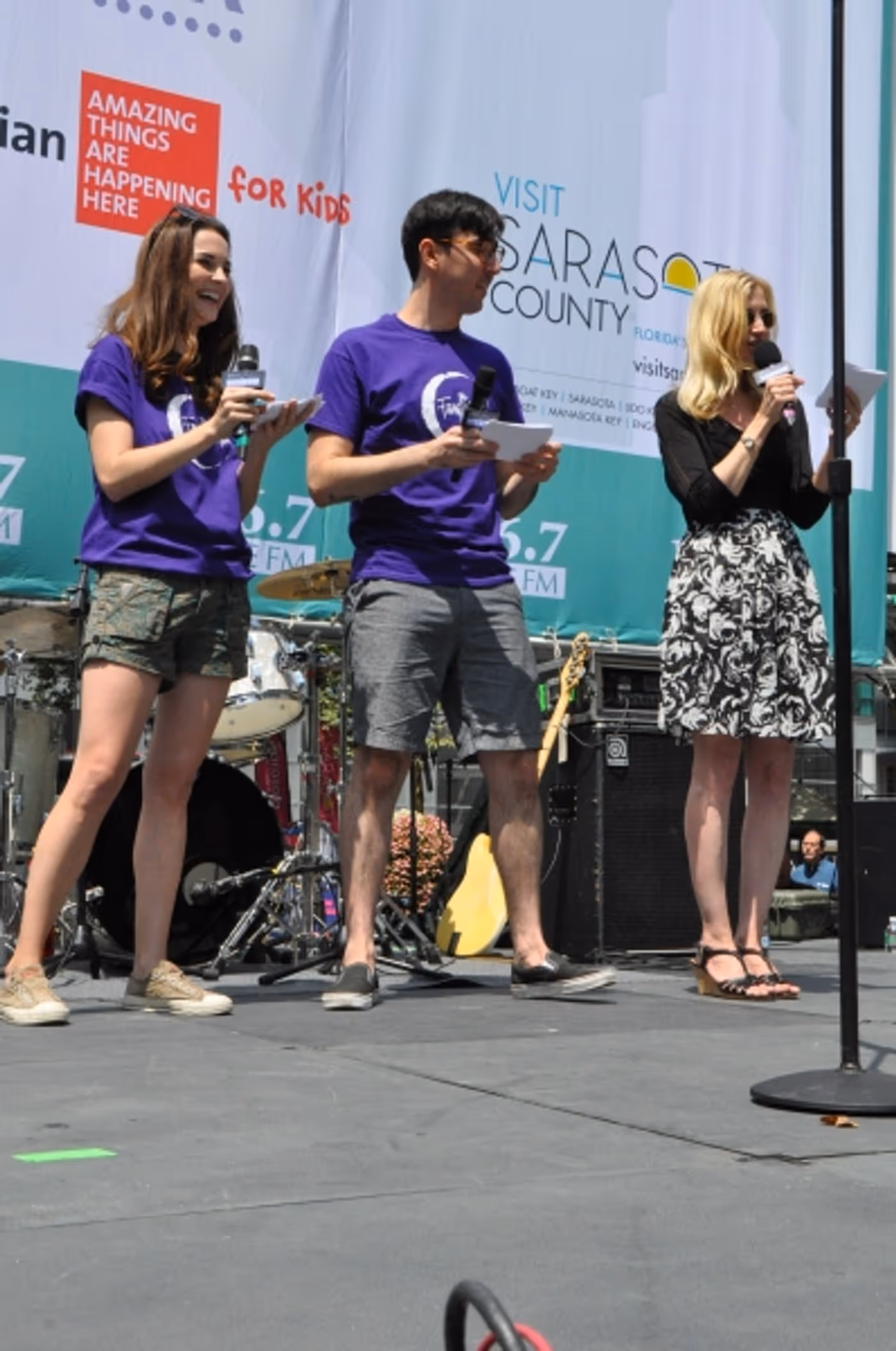 Photo Coverage: Casts of JERSEY BOYS, CABARET and More Visit BROADWAY IN BRYANT PARK! Image