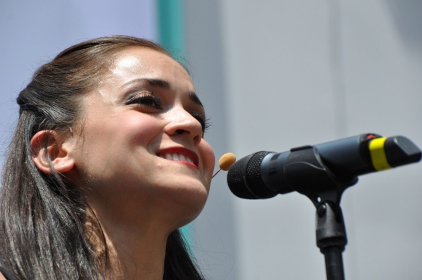 Photo Coverage: Casts of JERSEY BOYS, CABARET and More Visit BROADWAY IN BRYANT PARK! Image
