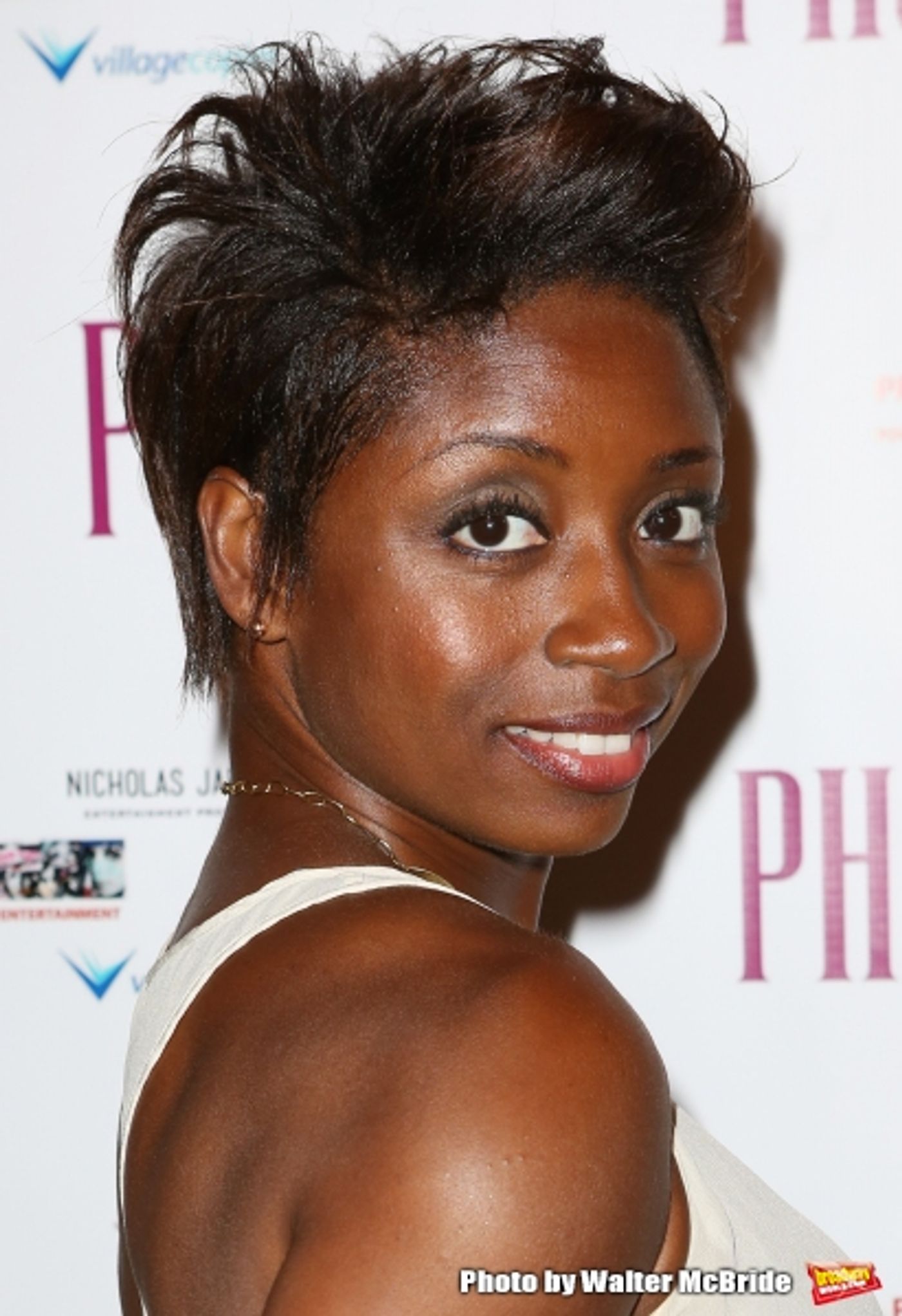 Photo Coverage: On the Red Carpet for Opening Night of PHOENIX  Image