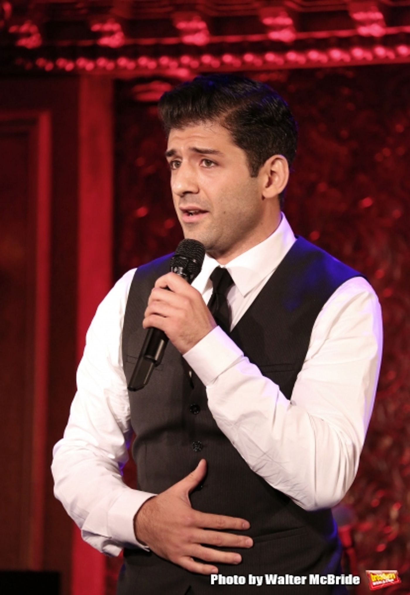 Photo Coverage: Tony Yazbeck Previews THE FLOOR ABOVE ME at 54 Below  Image