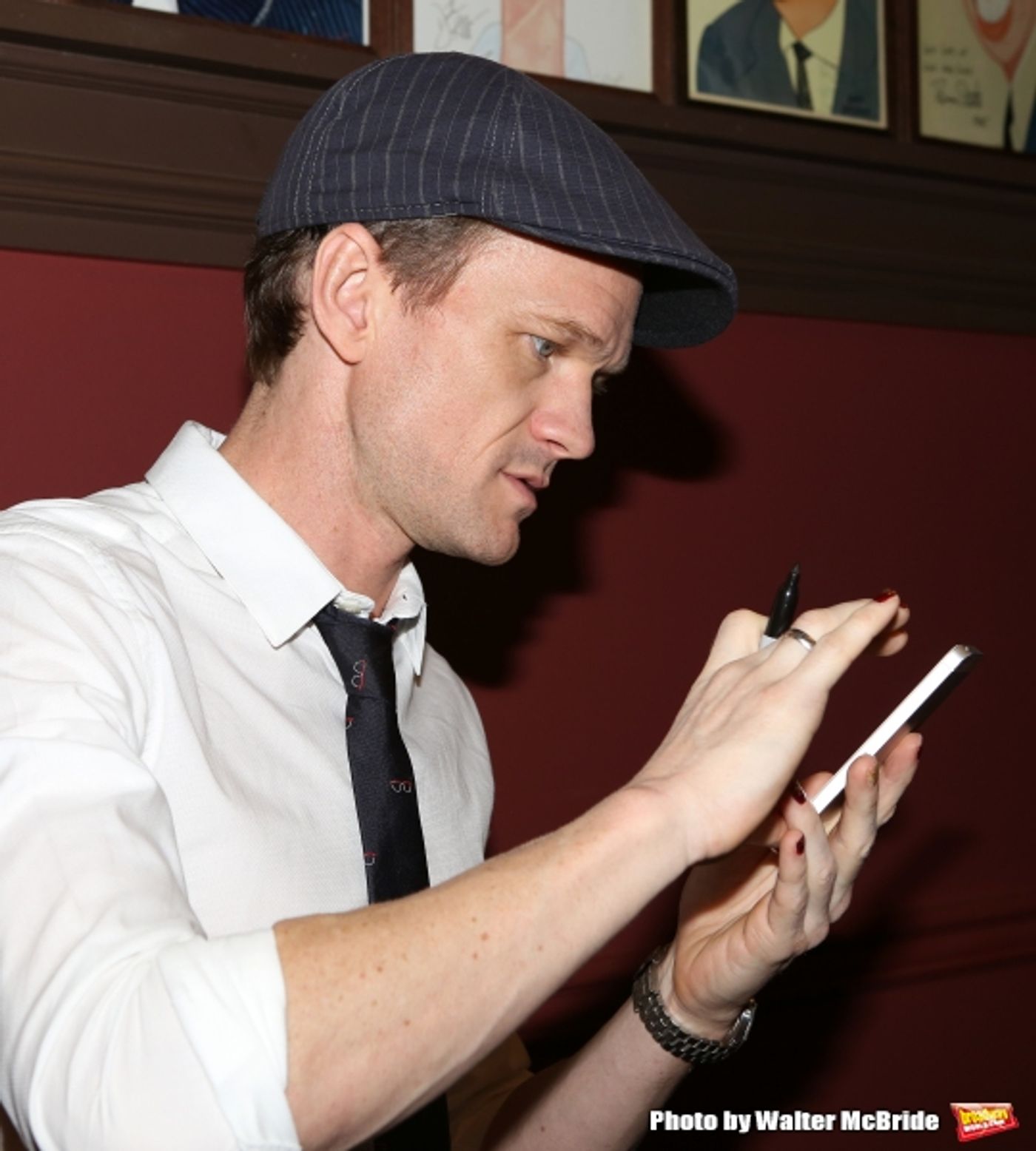 Photo Coverage: HEDWIG's Neil Patrick Harris Unveils Caricature at Sardi's  Image