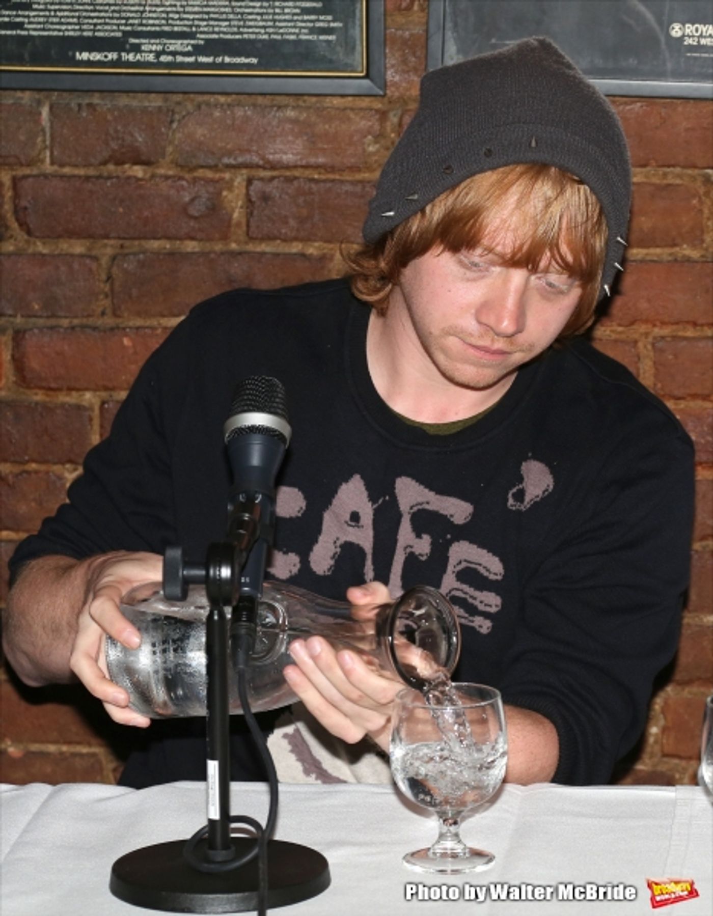 Photo Coverage: Welcome Back to Broadway! IT's ONLY A PLAY Company Greets the Press at Joe Allen Image