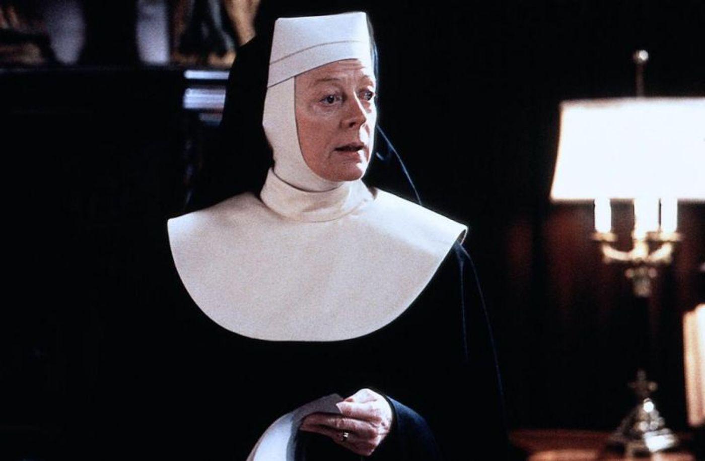BWW Profile: Dame Maggie Smith Emmy-Nominated Star of Stage and Screen  Image