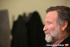 Robin Williams.attend the ''Bengal Tiger at The Baghdad Zoo'' Meet & Greet during Reh Photo