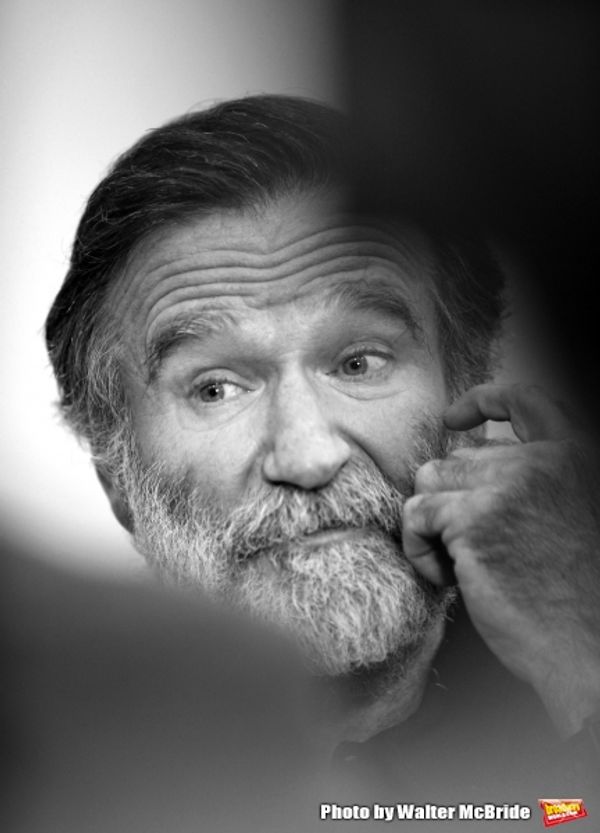 Robin Williams attend the ''Bengal Tiger at The Baghdad Zoo'' Meet & Greet during Reh Photo