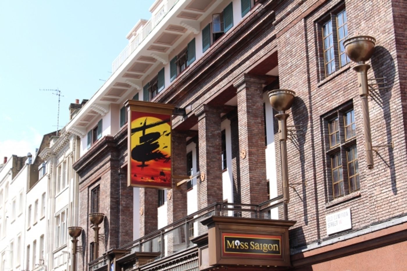 Photo Coverage: Behind The Scenes - Hugh Maynard Of MISS SAIGON!  Image