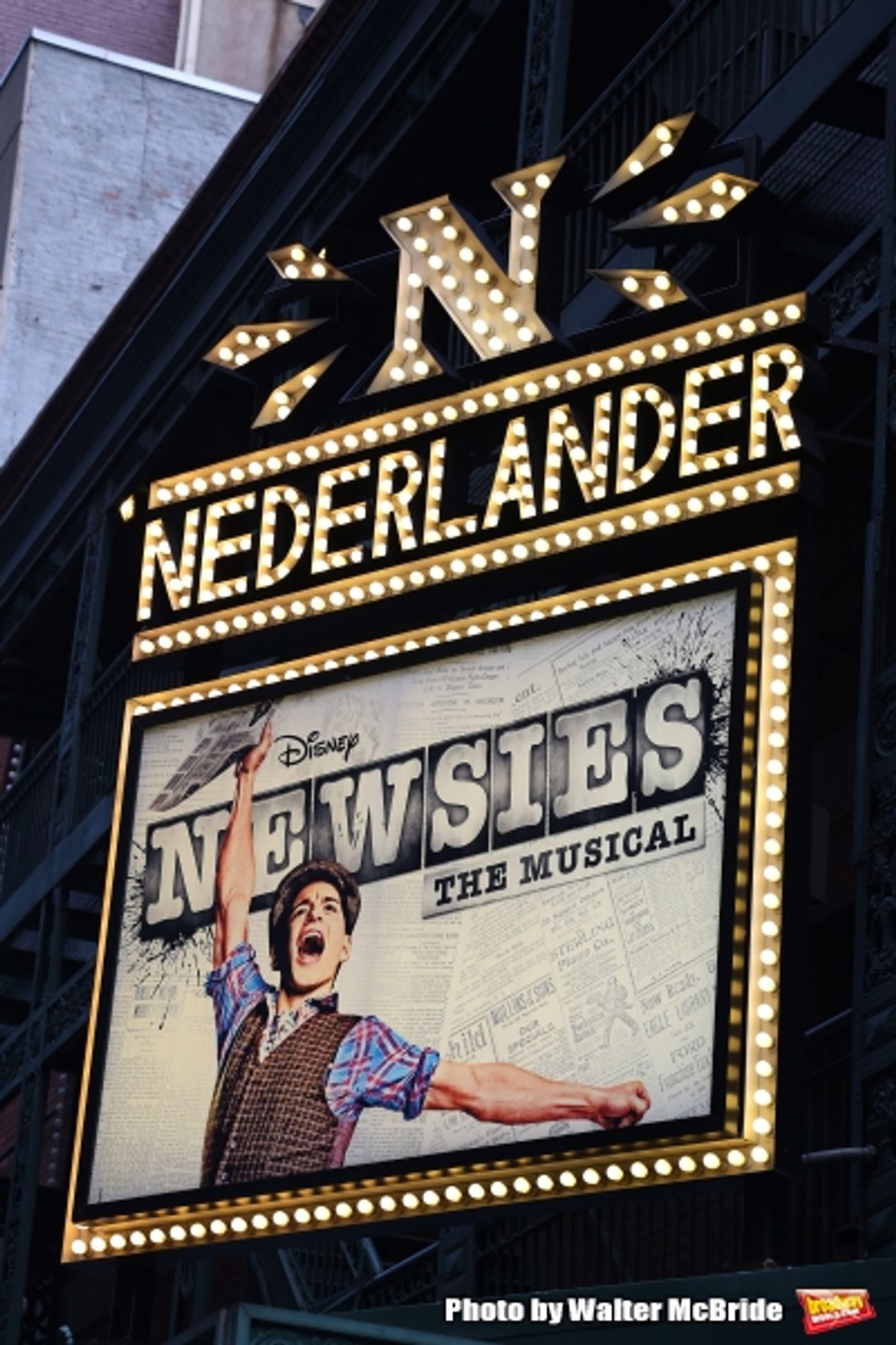 Photo Coverage: NEWSIES Cast Takes Final Broadway Bows at Nederlander Theatre!  Image