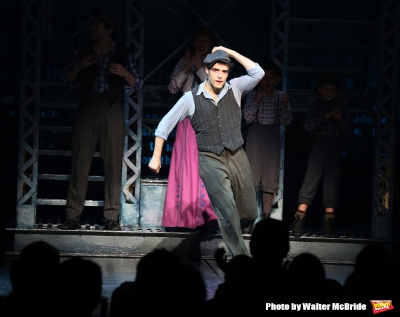 Photo Coverage: NEWSIES Cast Takes Final Broadway Bows at Nederlander Theatre!  Image