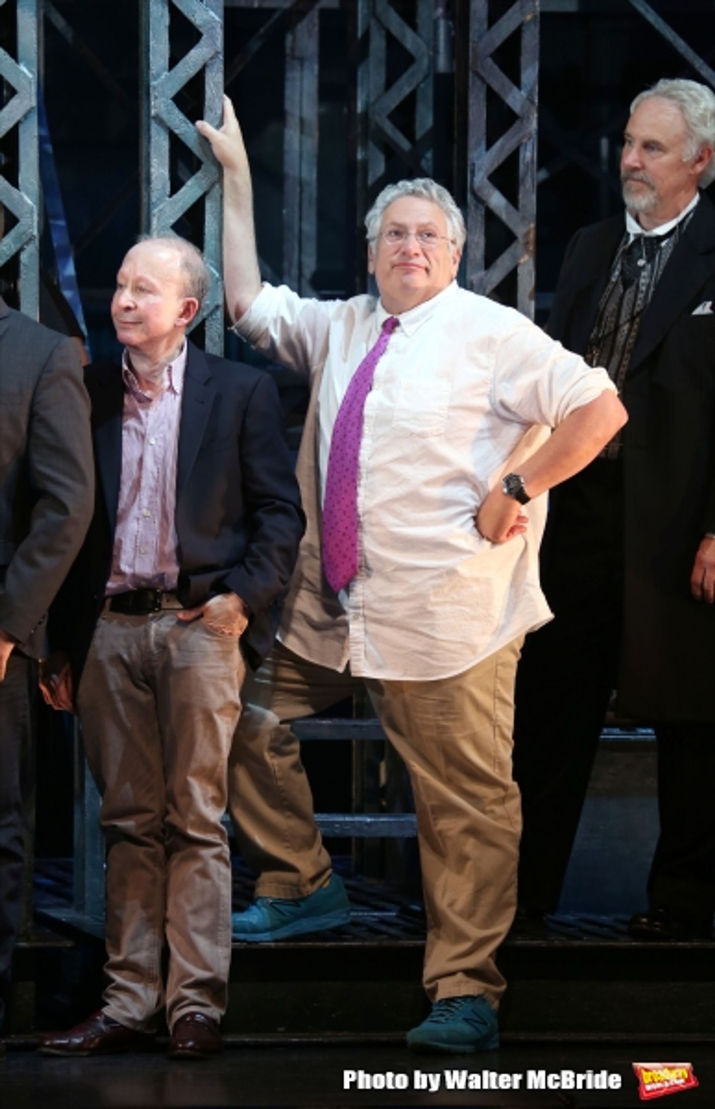 Photo Coverage: NEWSIES Cast Takes Final Broadway Bows at Nederlander Theatre!  Image