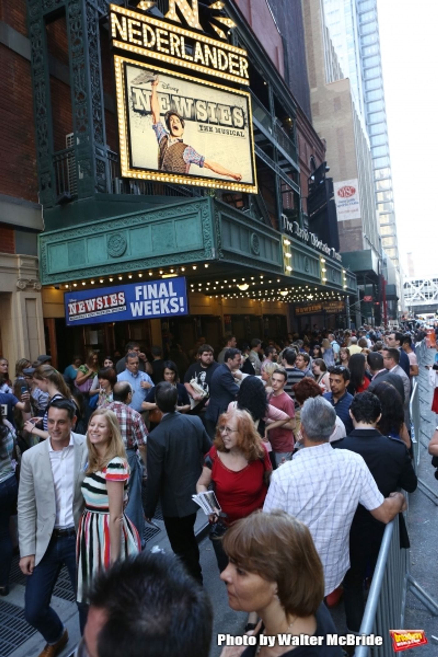 Photo Coverage: NEWSIES Cast Takes Final Broadway Bows at Nederlander Theatre!  Image