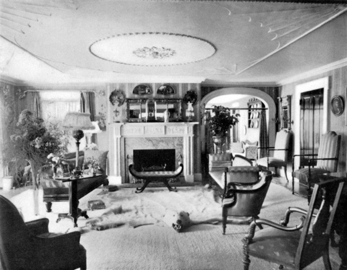 Photo Flash: Behind the Scenes - Historic Hamptons Mansion Gala Benefits Southampton Historical Museum  Image