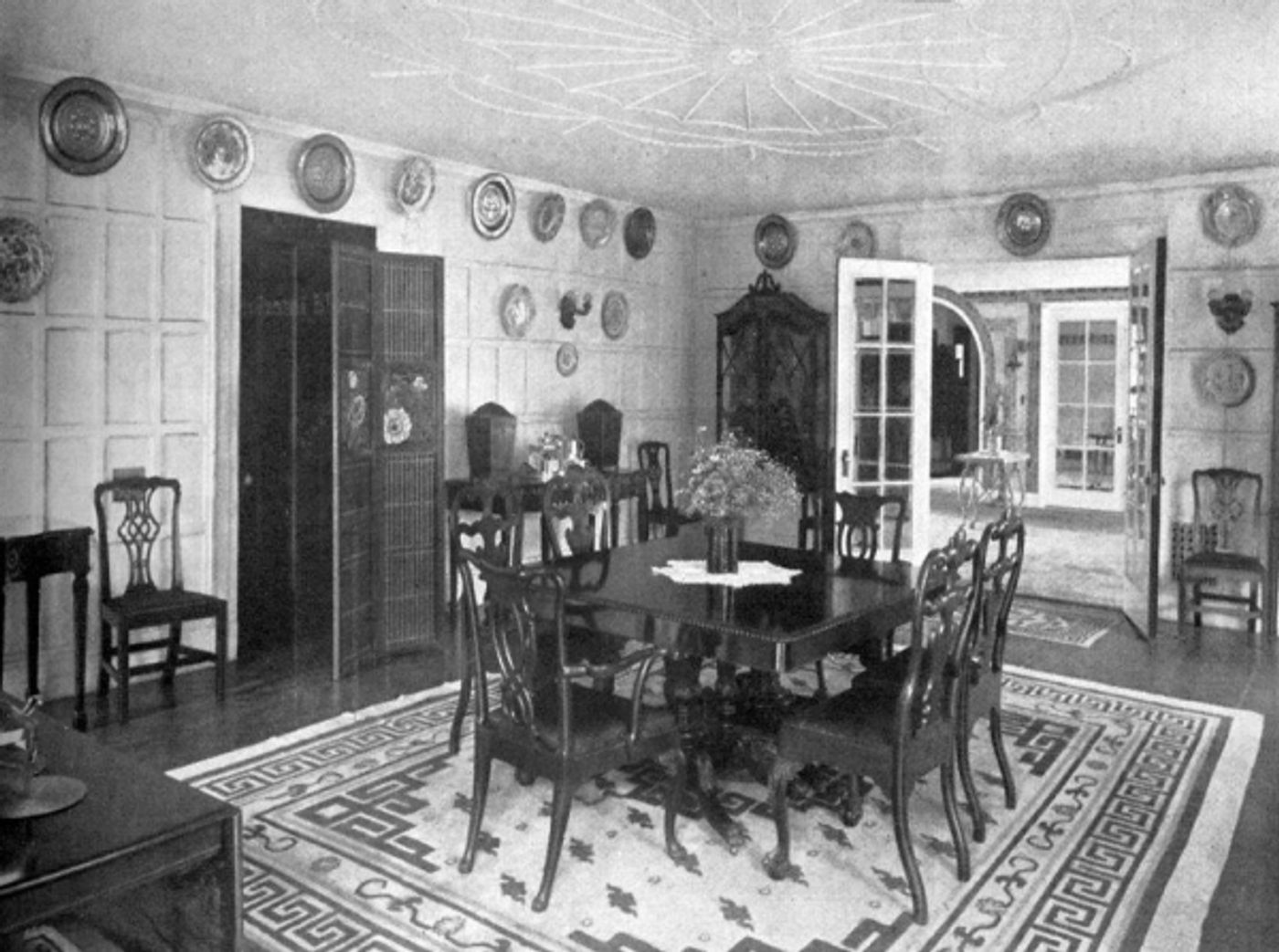 Photo Flash: Behind the Scenes - Historic Hamptons Mansion Gala Benefits Southampton Historical Museum  Image