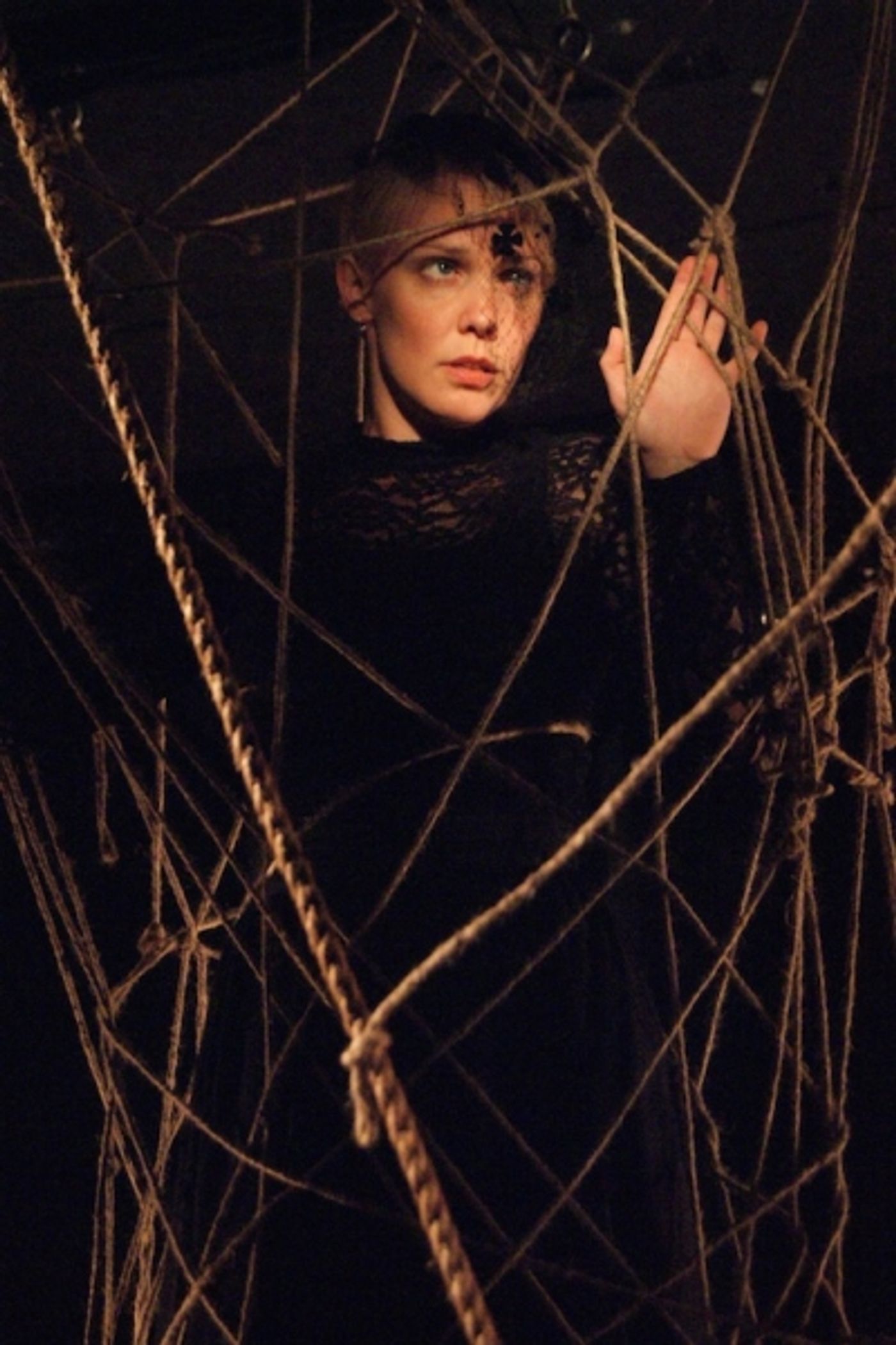 Photo Flash: First Look at Lorelei Sturm and More in The Mill's THE YELLOW WALLPAPER  Image