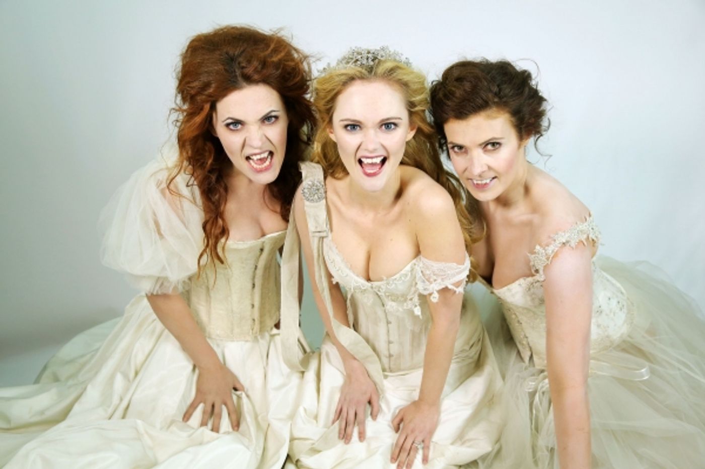 Photo Flash: Meet the JONATHAN HARKER AND DRACULA Tour's 'Brides of Dracula'  Image