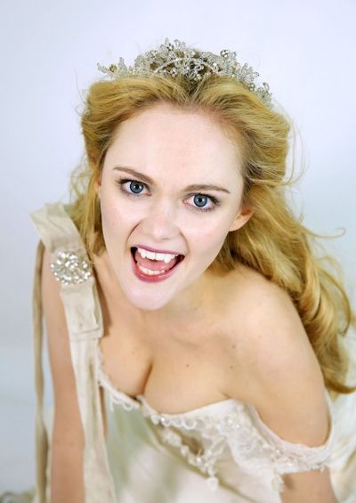 Jayne Wisener Photo