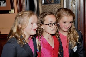 Oona Laurence doing her best Grumpy Cat impression with Millie Shapiro and Abigail Sh Photo