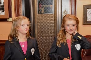 Millie Shapiro and Abigail Shapiro Photo