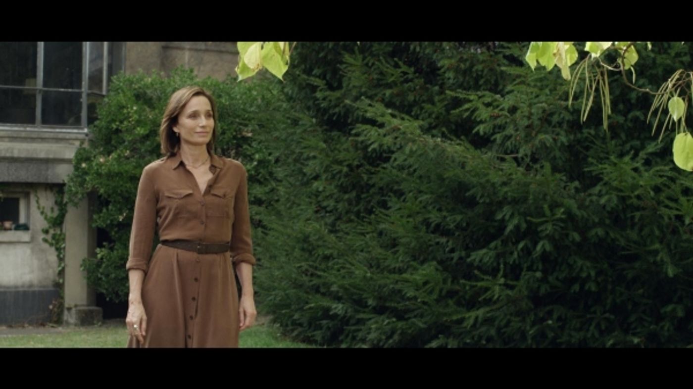 Photo Flash: Maggie Smith, Kevin Kline, and More Featured in GSC's MY OLD LADY  Image