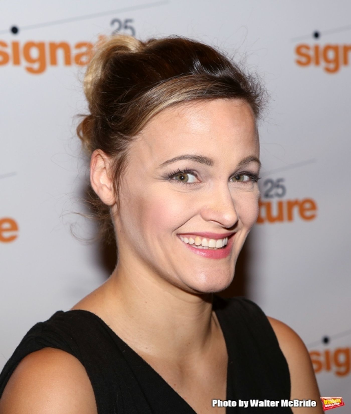 Exclusive Photo Coverage: Backstage with the Cast of Signature's SUNDAY IN THE PARK WITH GEORGE Image