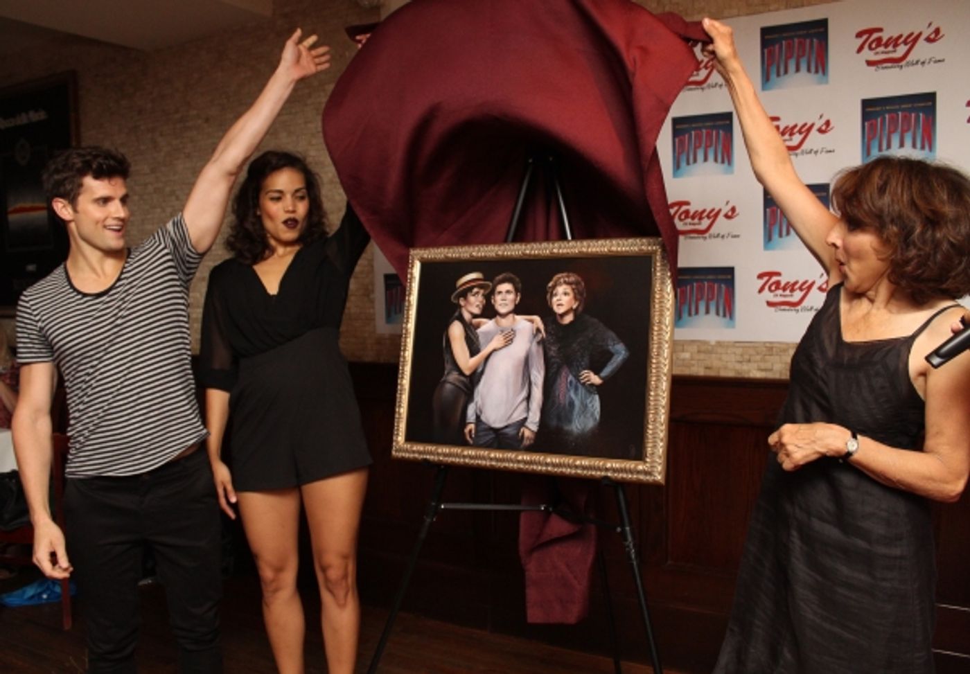 Photo Coverage: Andrea Martin Receives New PIPPIN Portrait on Tony di Napoli's Broadway Wall of Fame!  Image