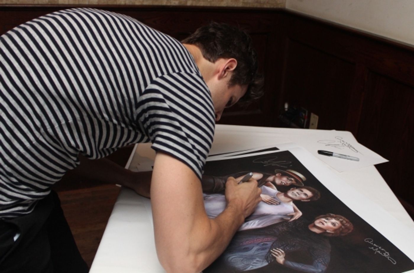 Photo Coverage: Andrea Martin Receives New PIPPIN Portrait on Tony di Napoli's Broadway Wall of Fame!  Image