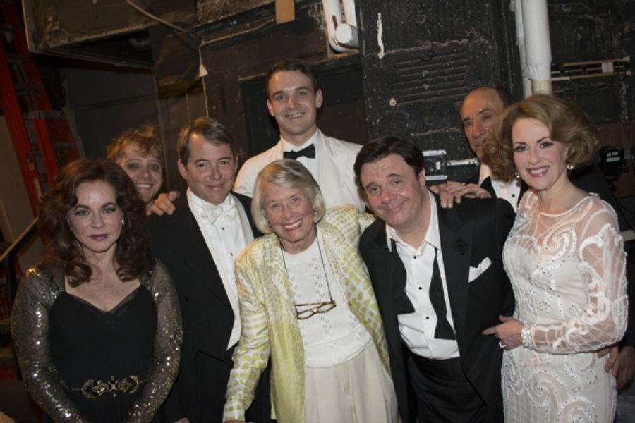Photo Flash: Gossip Columnist Liz Smith Visits Stars of IT'S ONLY A PLAY Image