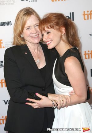 Liv Ullman and Jessica Chastain  Photo