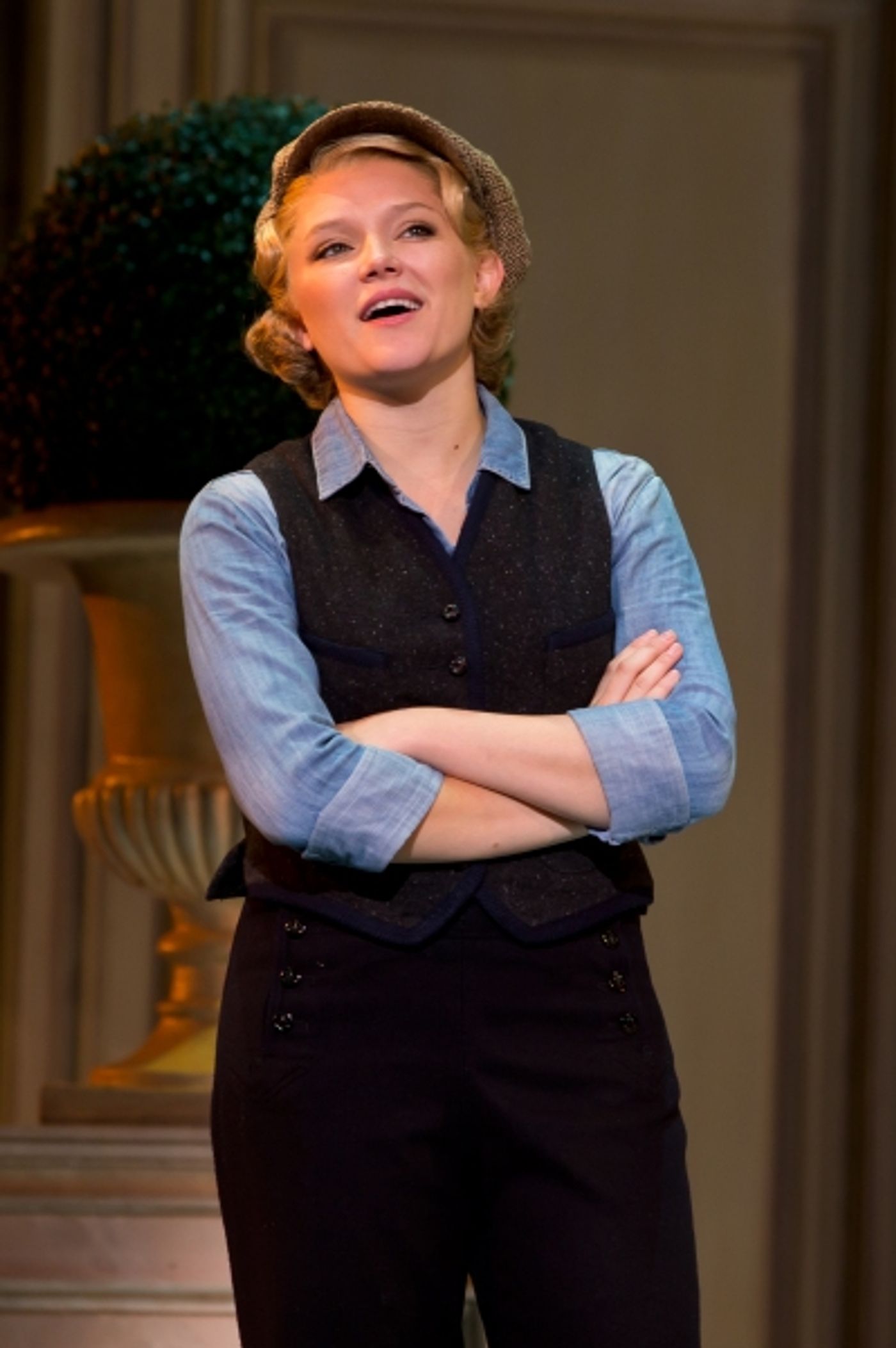 Photo Flash: First Look at Alex Enterline, Mariah MacFarlane & Company in NICE WORK IF YOU CAN GET IT National Tour!  Image